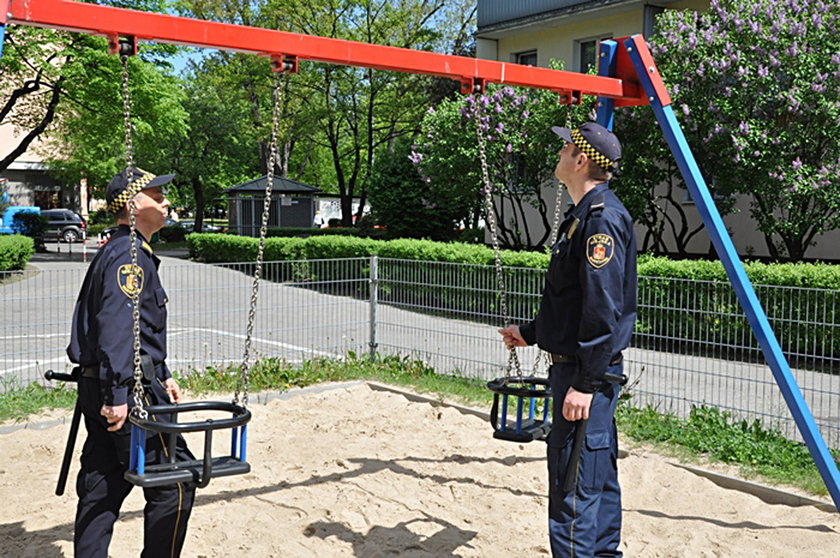 Strażnicy sprawdzili place zabaw