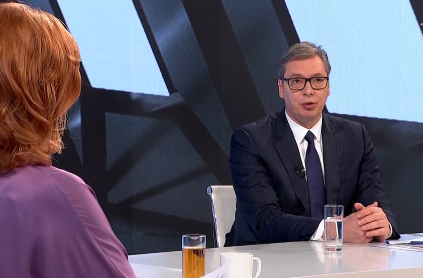 Aleksandar Vučič TV Pink Hit Tvit