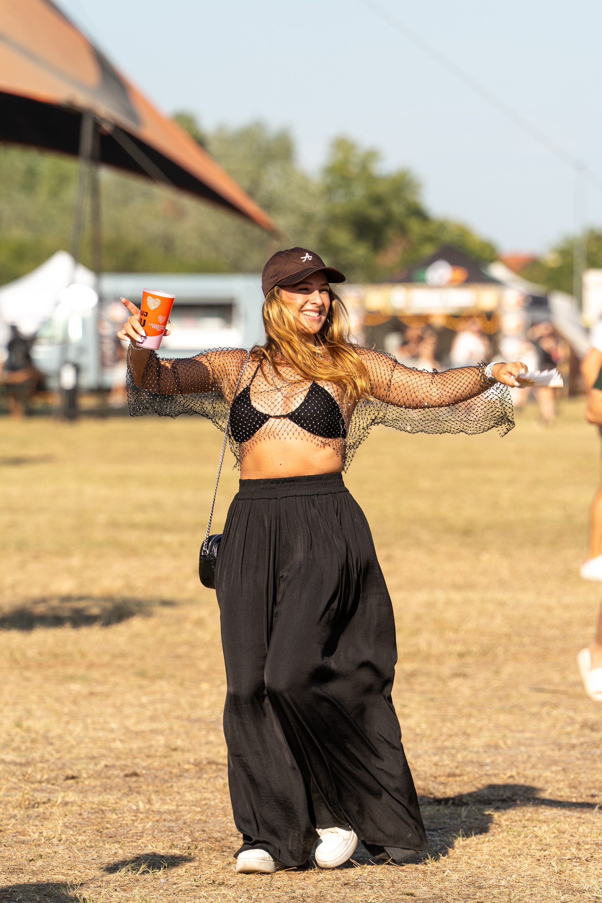Outfity z prvého dňa festivalu Lovestream 2026.