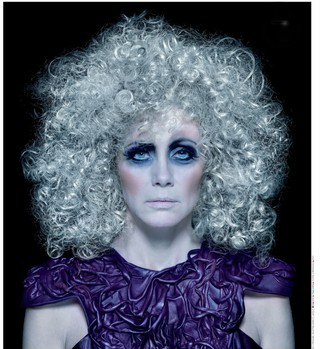 Wakar: W Teatrze Dramatycznym Sartre w pełnym blasku. Szekspir tandetny