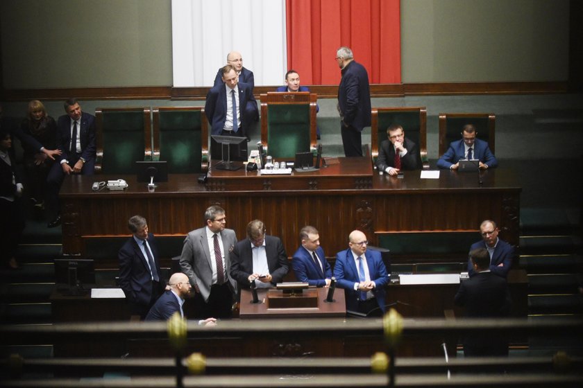 Senat przyjął budżet.