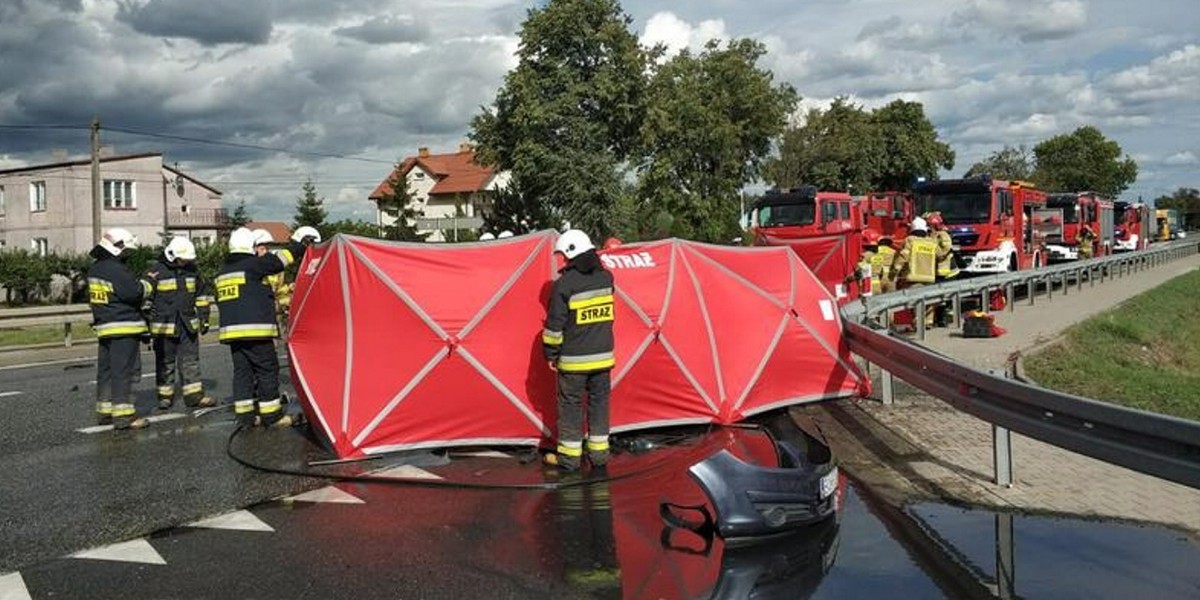 Nowe Zduny. Tragiczny wypadek na DK92. Hipoteza prokuratora z Łowicza