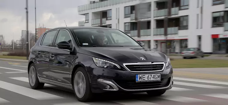 Modele Peugeot ze skrzynią EAT6 - wygodna jazda z „automatem”