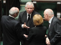 Kaczyński zdecydował, komu przekaże władzę