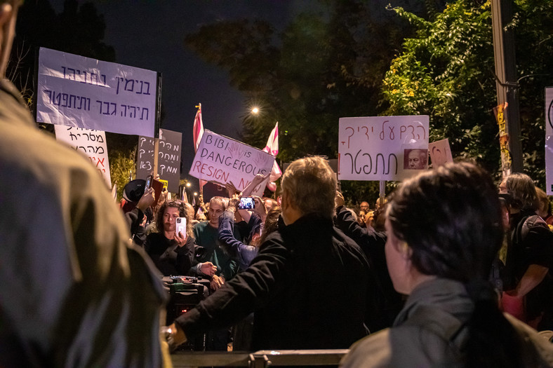 Izraelczycy protestują przeciwko rządom Binjamina Netanjahu, Jerozolima, listopad 2023 r.