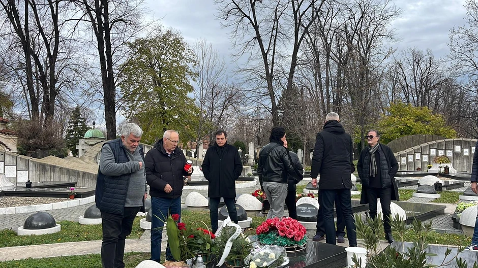 Acko Nezirović na pomenu Džeju