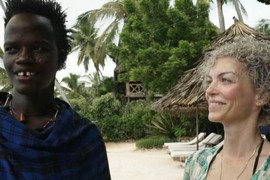 Na rajskom Zanzibaru se ZALJUBILA u 14 godina mlađeg Masai ratnika i OSTALA TRUDNA, a onda je njena EGZOTIČNA BAJKA POSTALA NOĆNA MORA