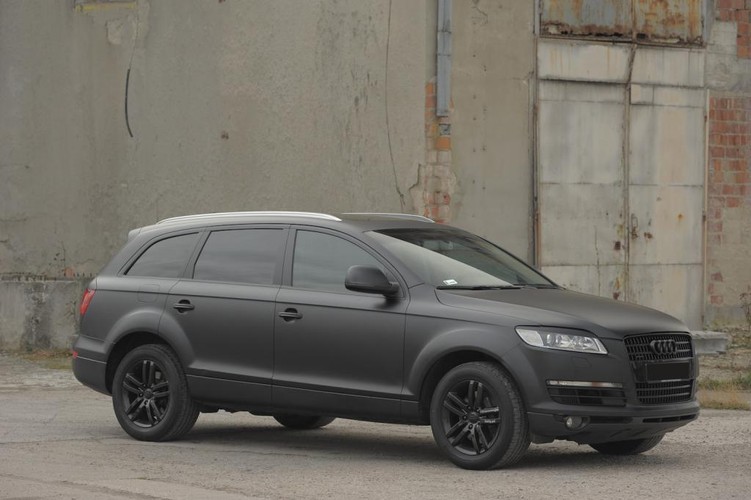 Doda sprzedaje Audi Q7