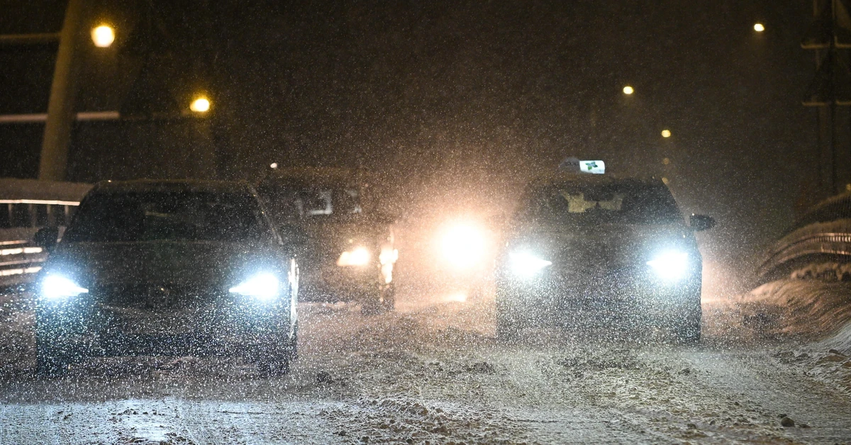 Warszawa walczy z dużymi mrozami. Trzaskowski zwołuje sztab kryzysowy