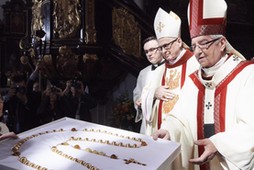 abp Sławoj Leszek Głódź, bp Wiesław Mering