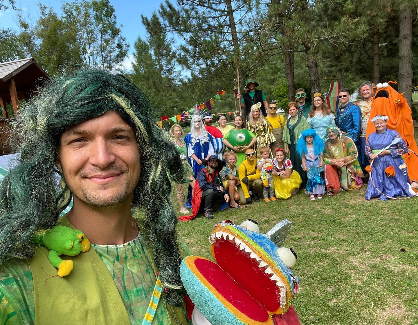 Viktor a Adela Vinczeovci pôsobia pravidelne ako animátori v tábore Babylon.