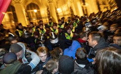 Zamieszki w Budapeszcie. Ranni policjanci, użyto gazu łzawiącego. Opozycja zapowiada kolejny protest