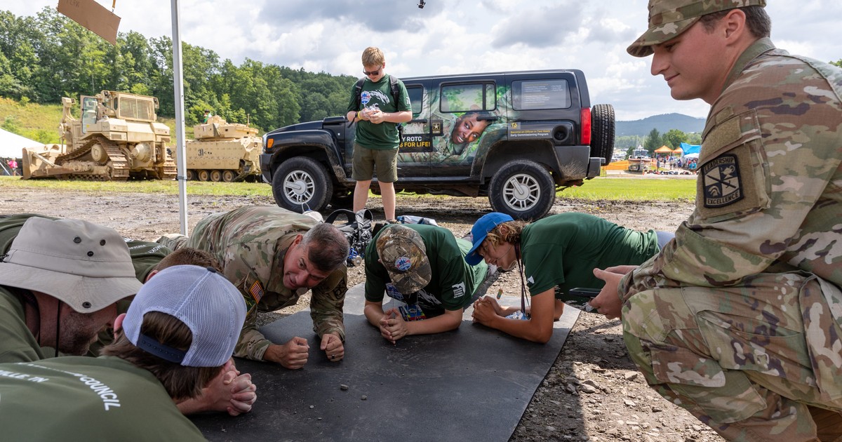 Many future military officers come from Scouting. A Pentagon split ...