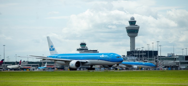 Chaos na lotniskach w Europie. Tysiące pasażerów unieruchomionych