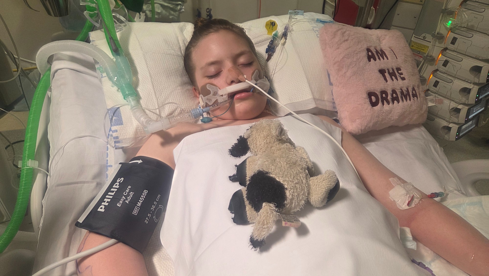 Felicity-Jo Rowlettová skončila v kóme a museli ju napojiť na prístroje na podporu života.