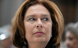 Mazurek: Współczuję kobietom w PO. Kidawa-Błońska: Niech PiS pilnuje standardów także u siebie