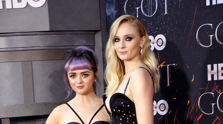 Maisie Williams és Sophie Turner / Fotó: Northfoto