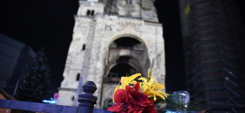 Włoski rząd wprowadza nadzwyczajne środki ostrożności. Politycy mówią o "nikczemnym ataku w sercu Europy"