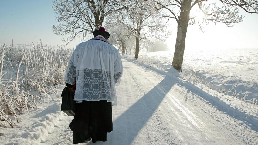 Znalezione obrazy dla zapytania kolęda ksiedza