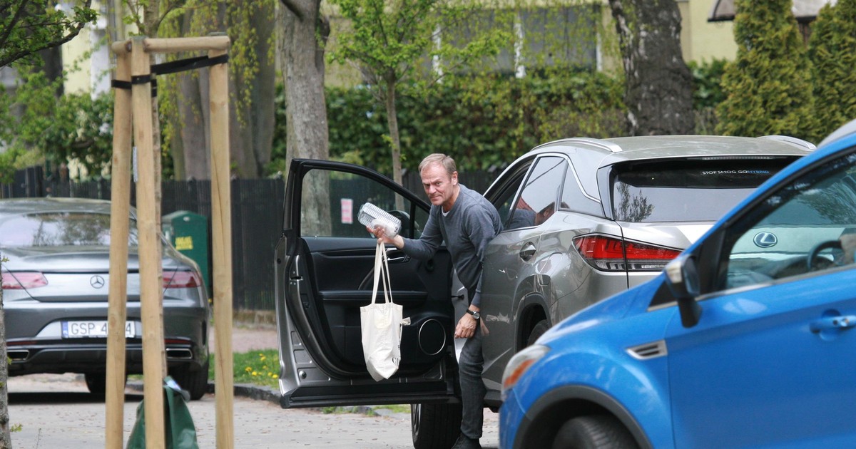 Piszą o czystce w SOP po kradzieży auta Tuska. MSWiA wydaje oświadczenie