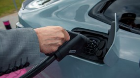 Ponad 13,5 tys. punktów ładowania aut elektrycznych w Polsce. Ale tempo inwestycji zacznie spadać