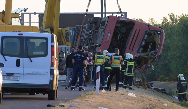 Autobus je sleteo sa puta, u nedelju 16. avgusta rano ujutru | Foto: EPA