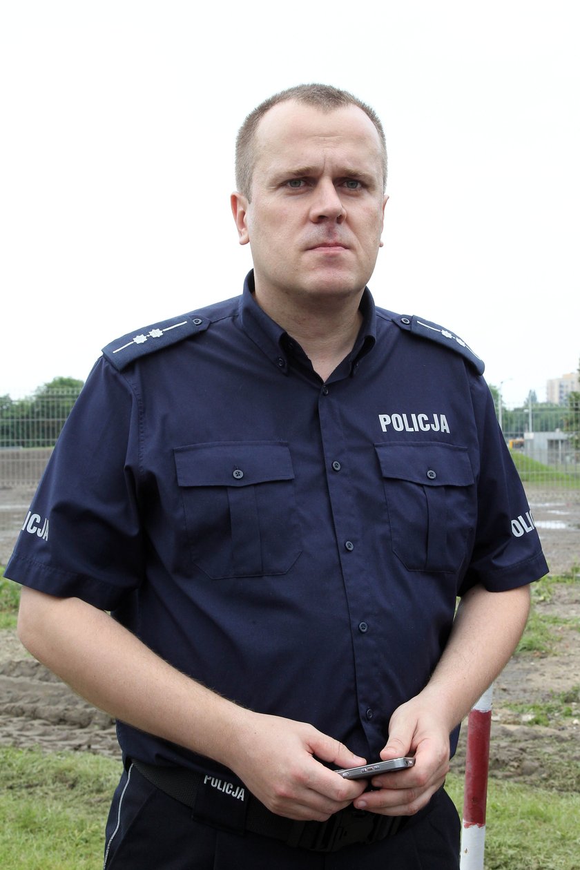 aspirant sztabowy Mariusz Mrozek z KSP: