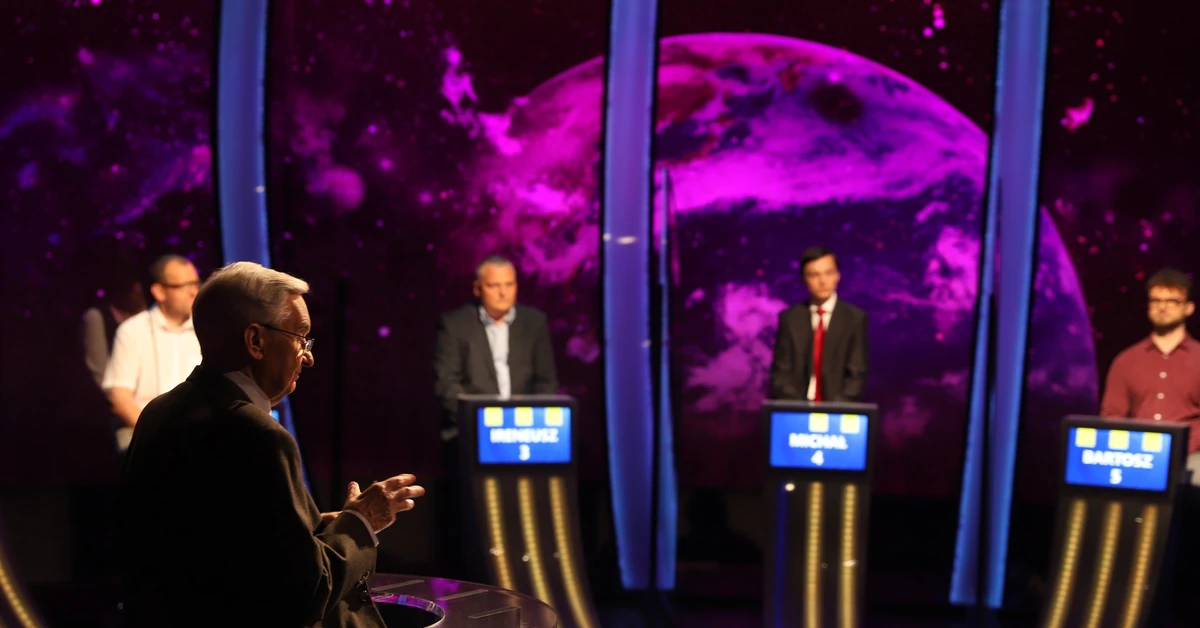 Po 14 latach odchodzi z teleturnieju "Jeden z dziesięciu". "Będziemy tęsknić"