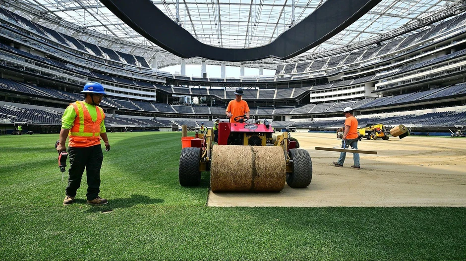 Četiri stadiona na Svetskom prvenstvu 2026. pokrivena su tako da su istraživači morali da shvate kako da održe terene konzistentnim | Foto: Getty Images