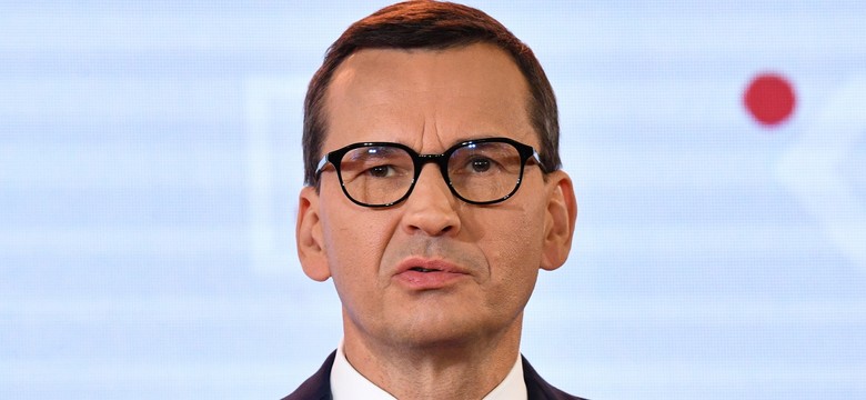 Morawiecki o "rabunku monstrualnych rozmiarów przez zwykłe niemieckie rodziny"