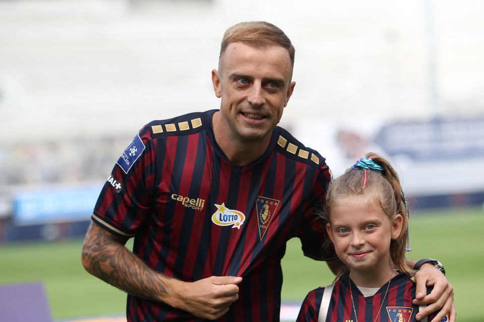 Kamil Grosicki z córką Mają