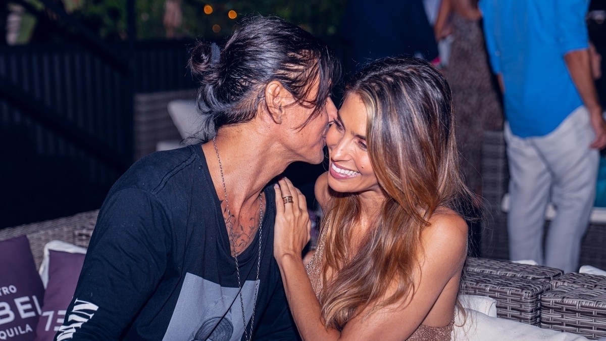 Stariji sin Hulija Iglesijasa je prava egzotika, lepši je i od Enrikea