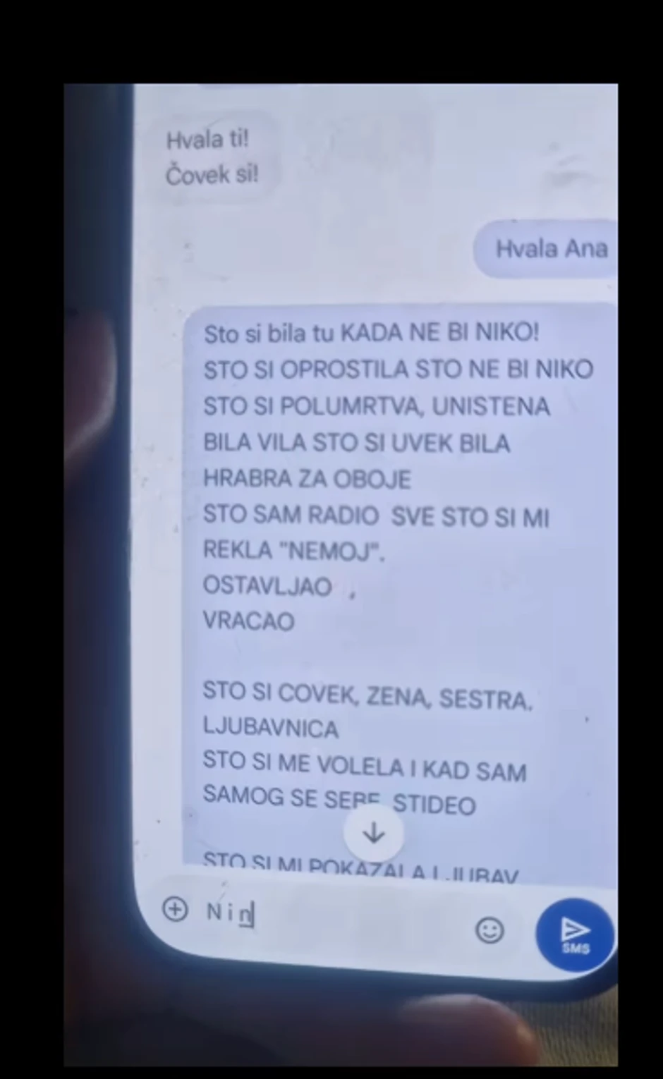 Ana objavila poruke koje joj je slao Rale