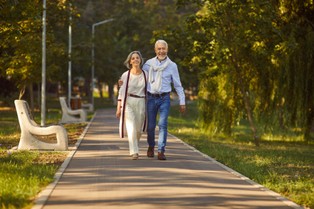 Praca do 60. roku życia - od kiedy? Dziemianowicz-Bąk przekazała decyzję. Co planuje rząd?