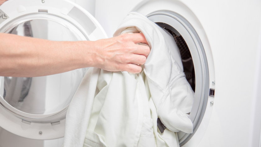Test proszków do prania białego