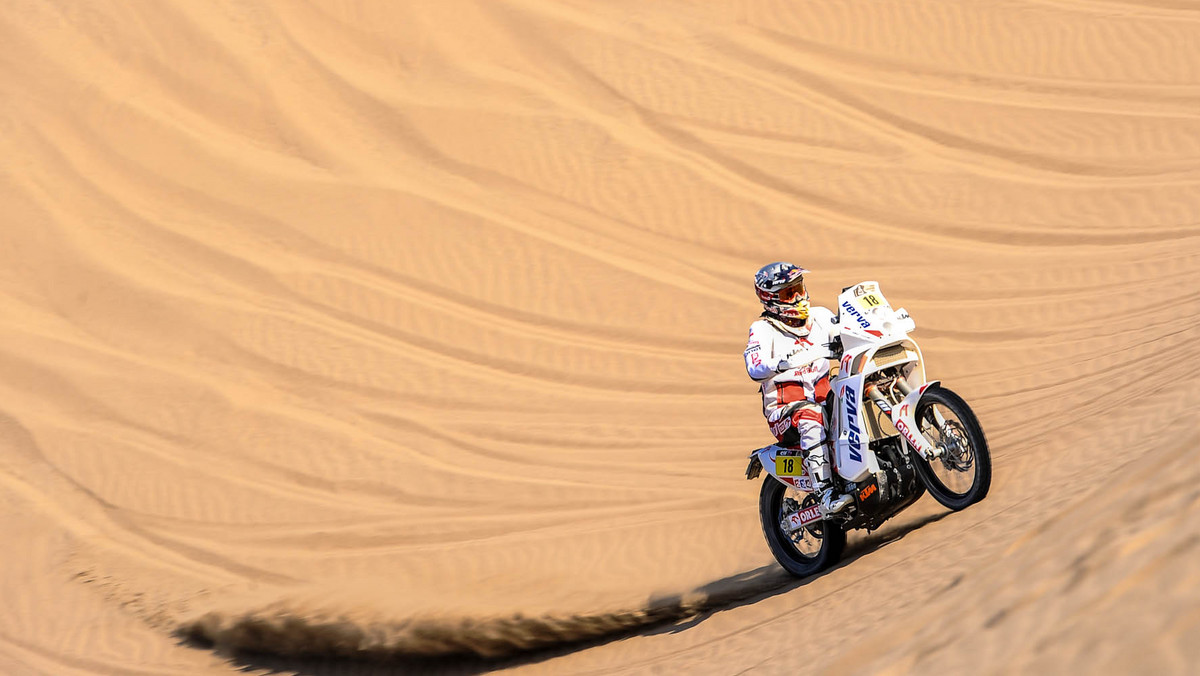 Jakub Przygoński odnotował dziewiątą pozycję na czwartym etapie rajdu Dakar. Motocyklista Orlen Team awansował na dziewiąte miejsce w klasyfikacji generalnej. O dwa miejsca przeskoczył również kapitan zespołu Jacek Czachor - jest 28. w wynikach.