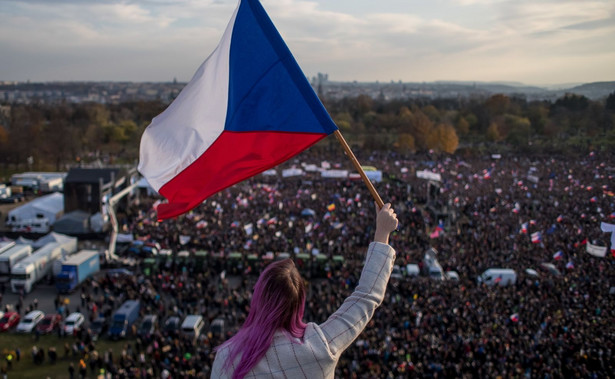 Czesi nie odpuszczają Babiszowi afery Agrofert. Masowe protesty w Pradze