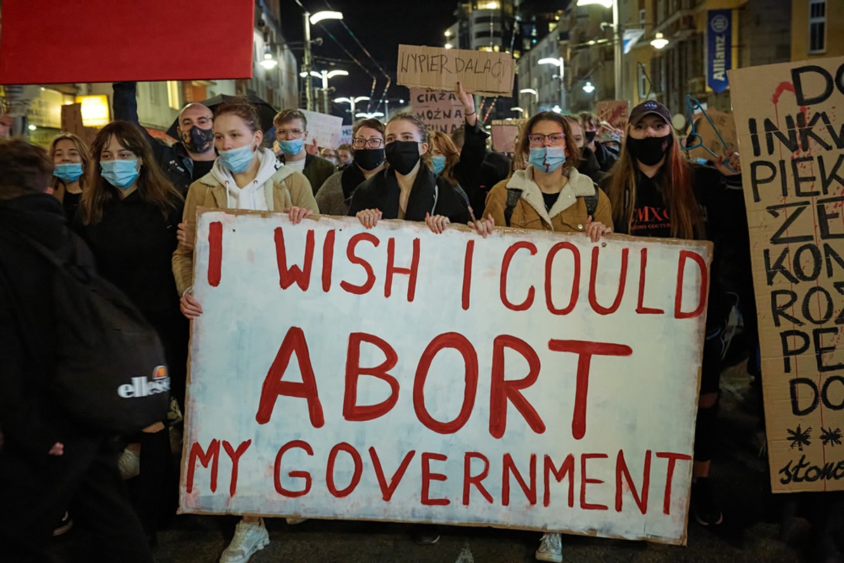 Amerykanie zmienili poglądy na temat aborcji. Czy zdecyduje to o wyniku wyborów?