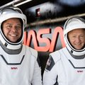 Statek SpaceX z dwoma astronautami wraca na Ziemię. To będą kluczowe momenty