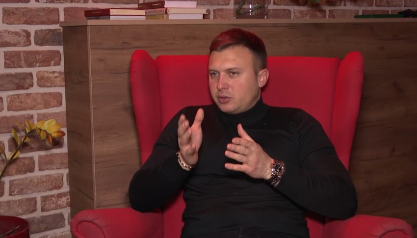 Stefan Karić otkrio o čemu je pričao sa Aneli pred njen ulazak: "Ne sme nikad da se pomiri sa Asminom"