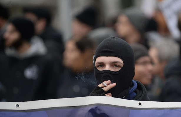 "Solidarność zamiast nacjonalizmu". Manifestacja w centrum Warszawy