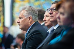 Kwaśniewski o reparacjach wojennych: Nie należy się kopać z Niemcami