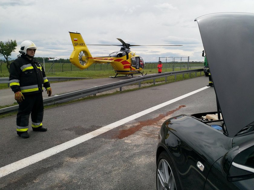 Karambol na A4. Nie żyje jedna osoba