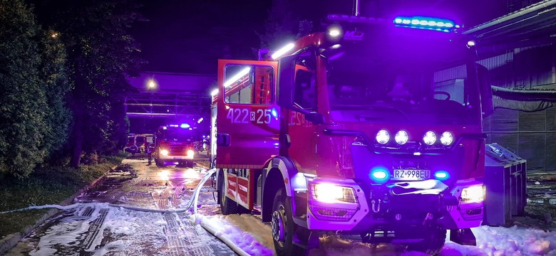 Pożar mieszkania w Ostródzie. Matka z dziećmi w szpitalu