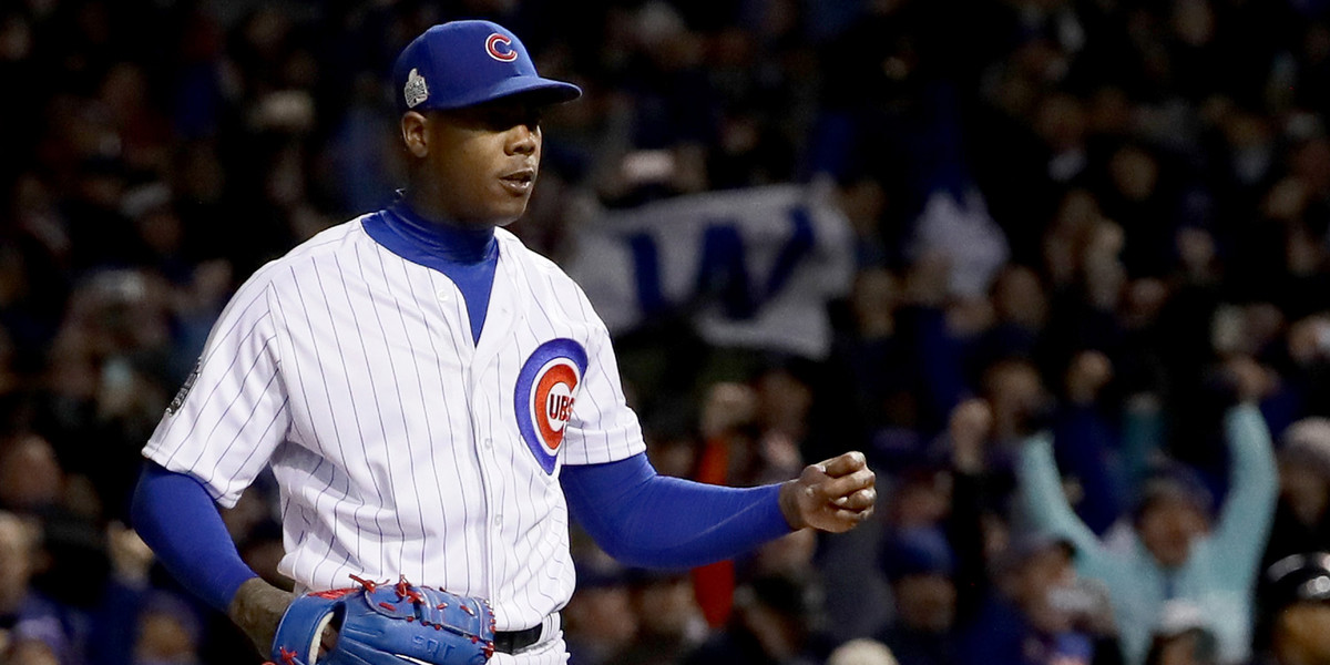 New York Yankees reportedly sign Aroldis Chapman to $86 million contract