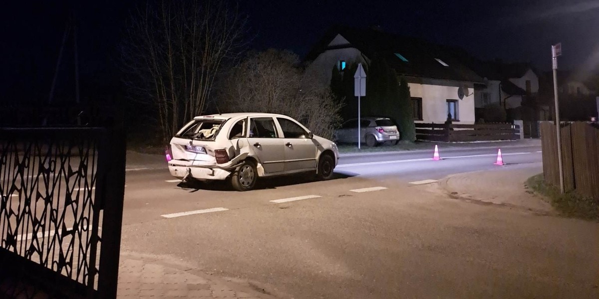 Emerytowana policjantka miała spowodować wypadek po pijaku. 