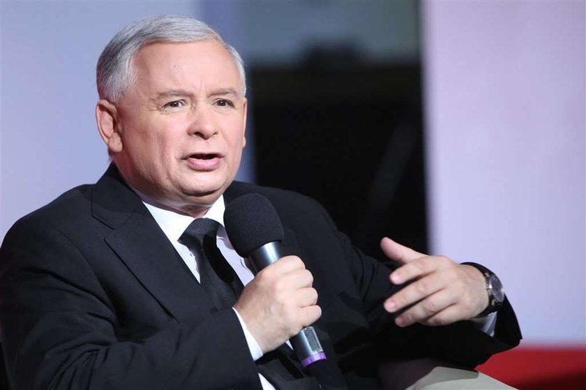 Kaczyński chciał zdelegalizować SLD. Poprosi o poparcie?