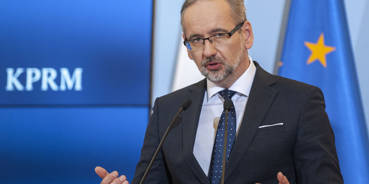 Konferencja ws. obostrzeń. Minister Niedzielski studzi nadzieje