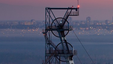 Pożar w kopalni Staszic, wycofano załogę