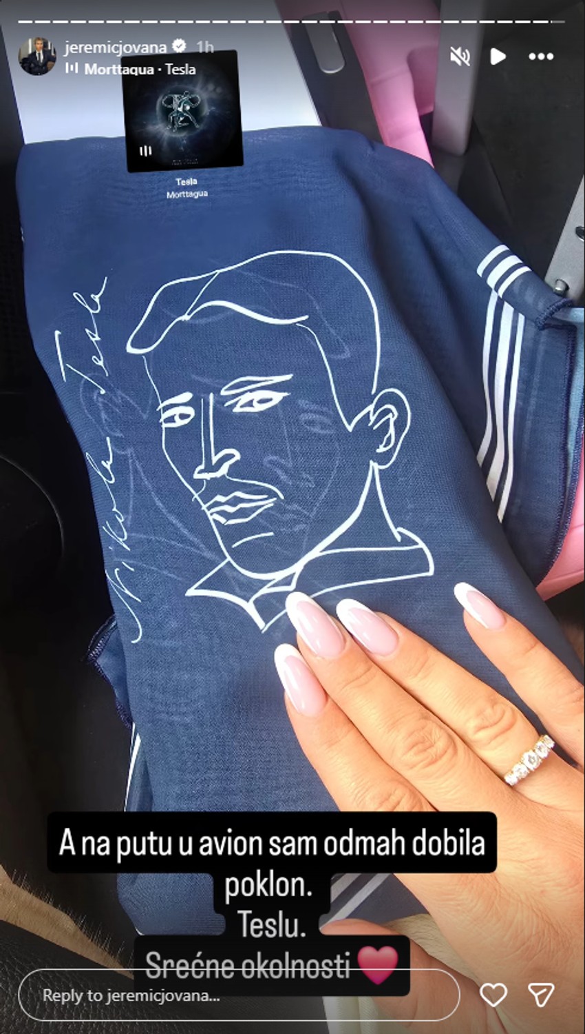 Jovana Jeremić na aerodromu Nikola Tesla